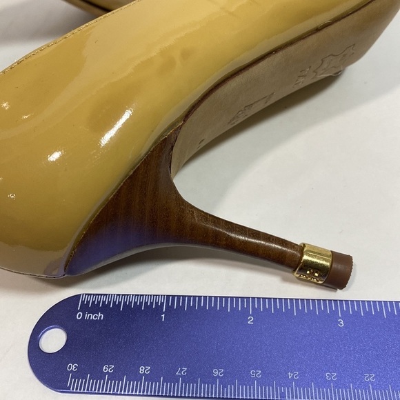 Tory Burch open toe pump mustard yellow - Picture 13 of 15